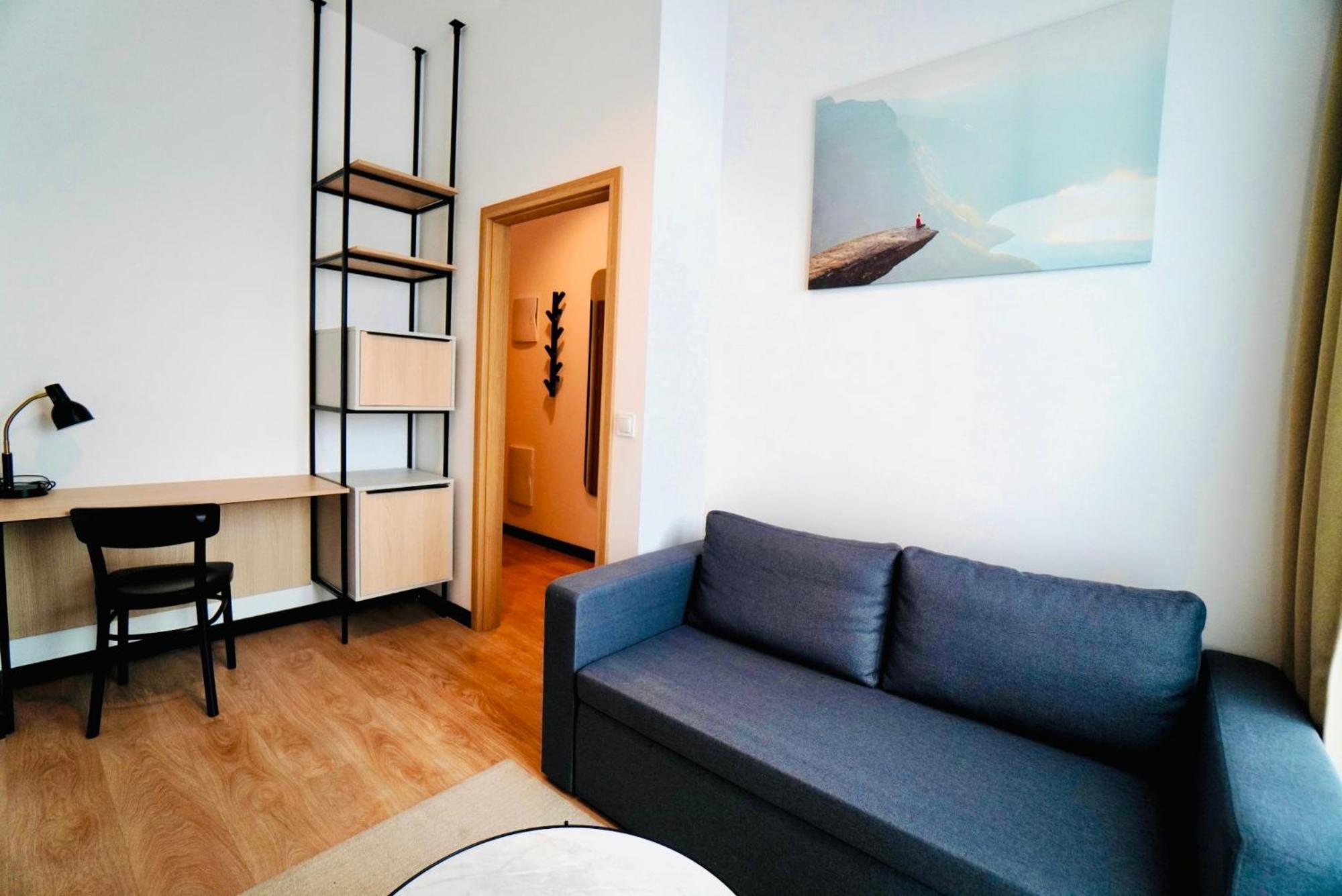 Bk Aparthotel Praga - National Stadium - Comfortable Apartment For 4 People Varsavia Esterno foto